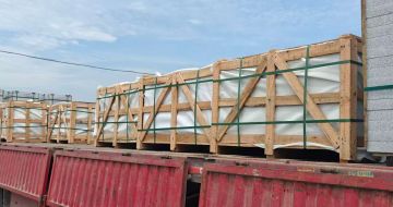 周口 芝麻白花岗岩地铺石出口专车-泰国游