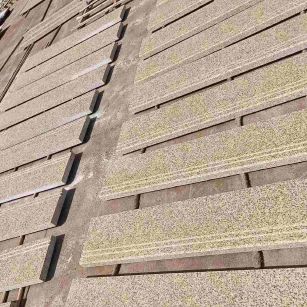 周口 黄金麻花岗岩光面楼梯踏步