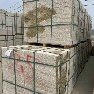 周口 黄金麻花岗岩石材荔枝面地铺石2.5*300*600