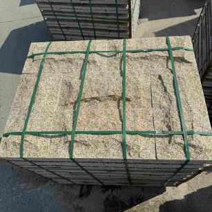 周口 黄金麻花岗岩石材自然面蘑菇石成品