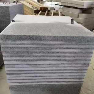 周口 芝麻白5公分火烧地铺成品，900*400，规格可定制