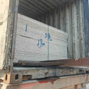 周口 芝麻白花岗岩石材3.0公分光面毛板装柜出货