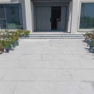 周口 芝麻白花岗岩地铺石地面铺装