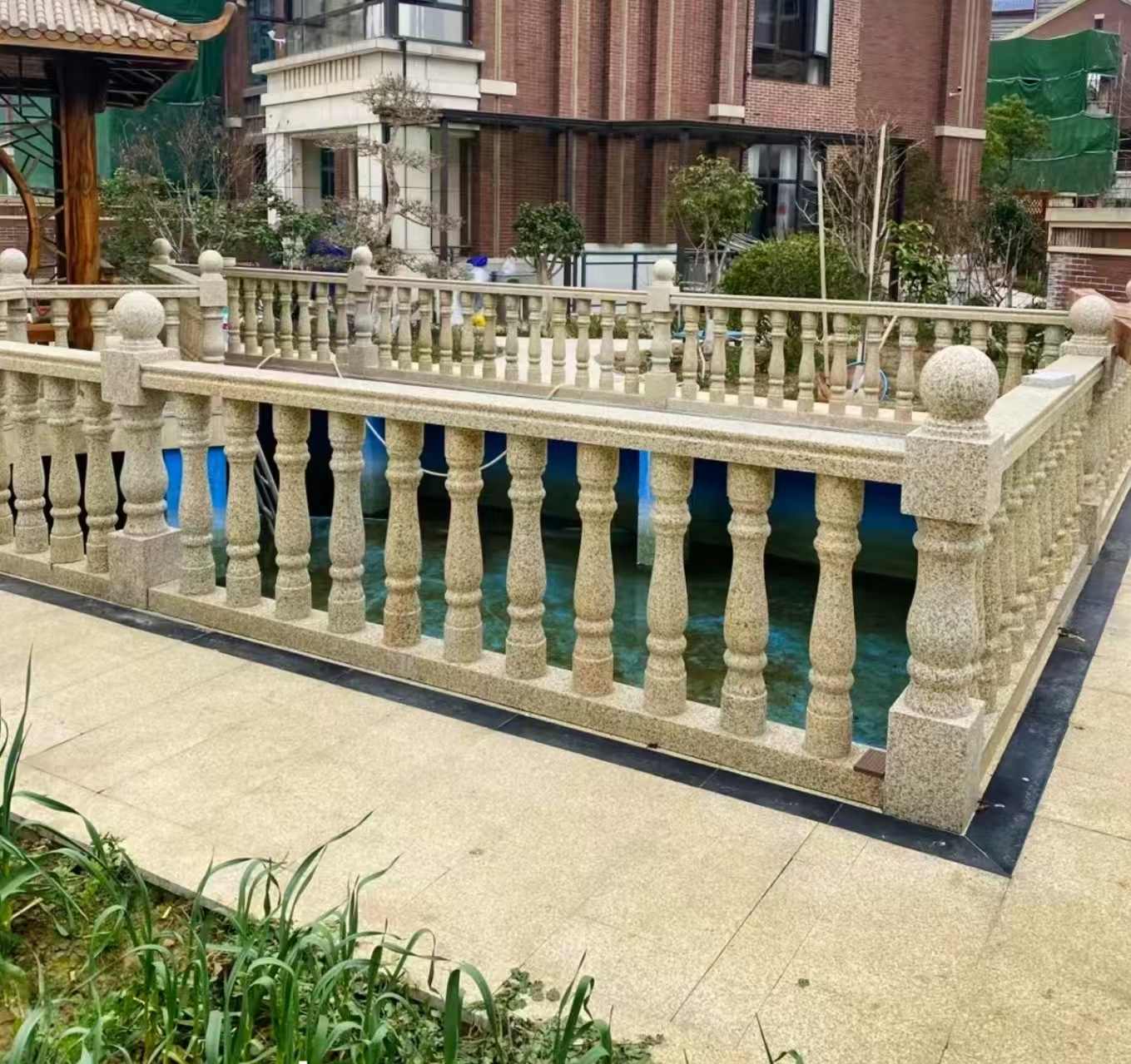 周口黄金麻花岗岩石材栏杆，扶手，将军柱，花瓶柱