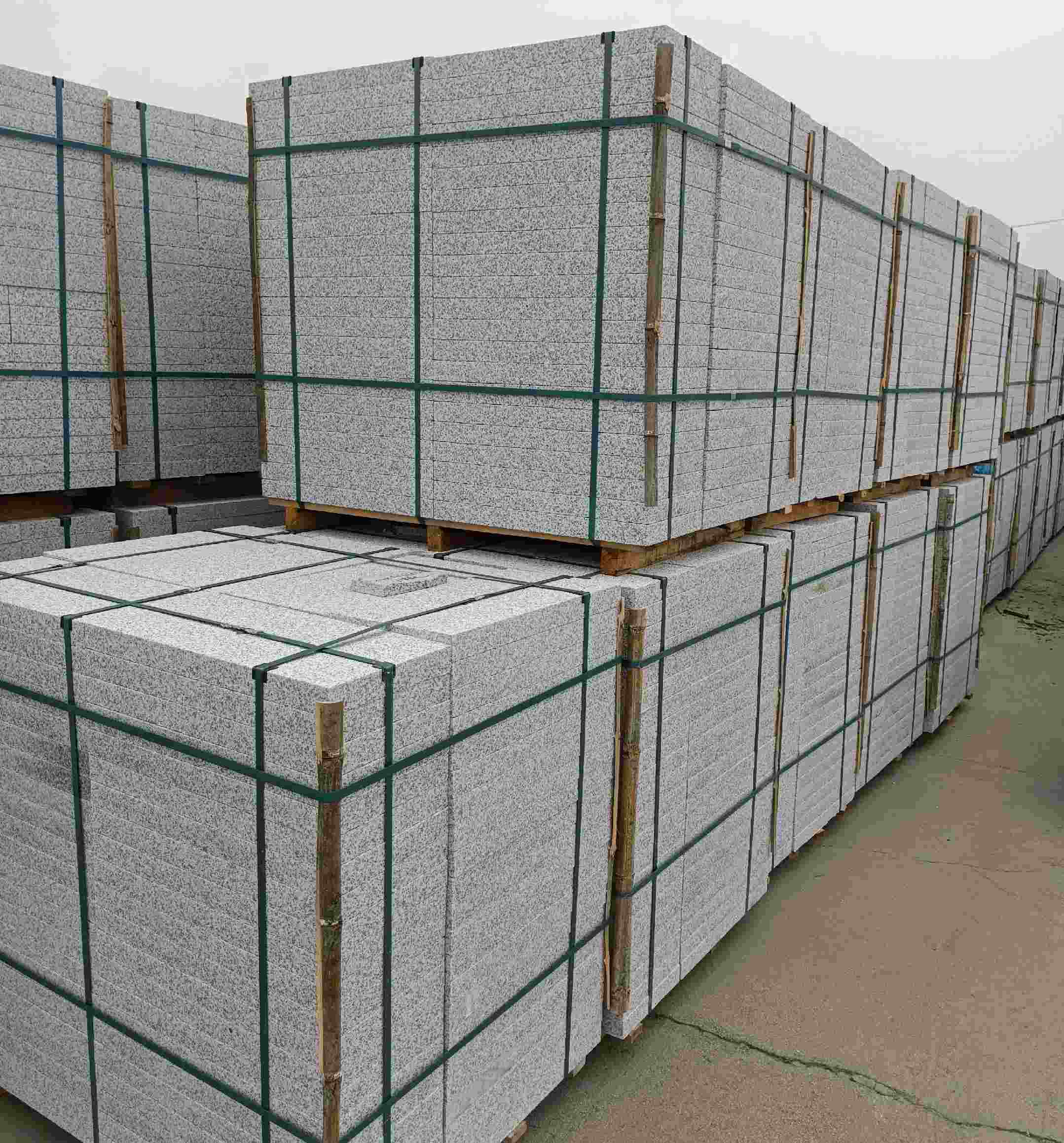 周口 白麻花岗岩石材荔枝面地铺石（300*600*50）