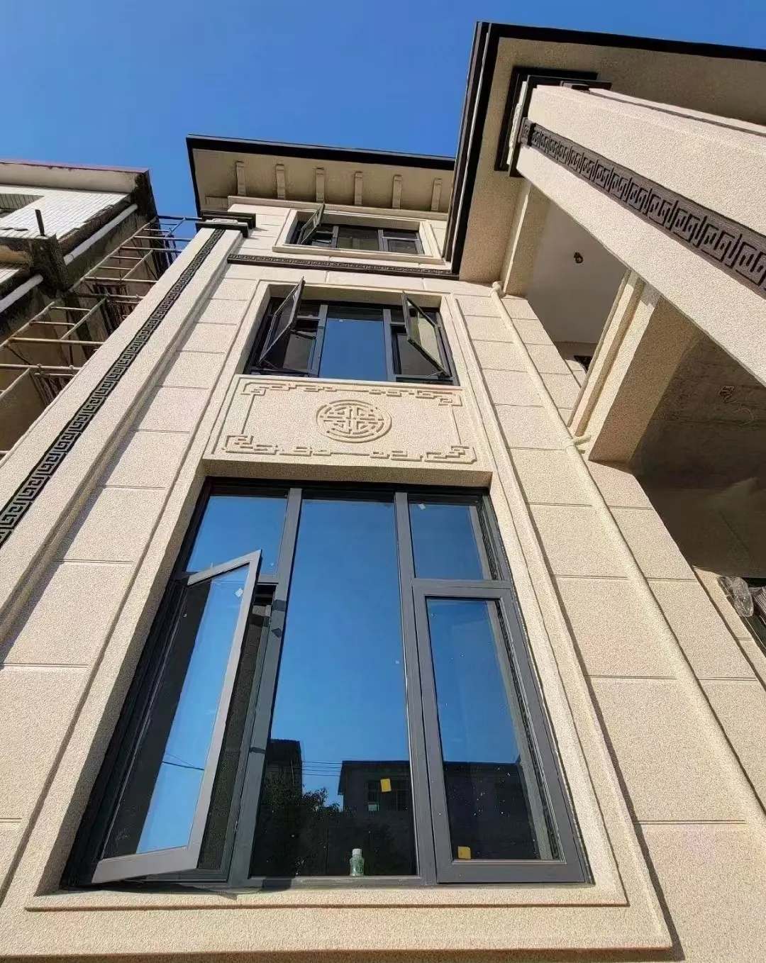 周口 黄金麻荔枝面别墅外墙干挂效果展示