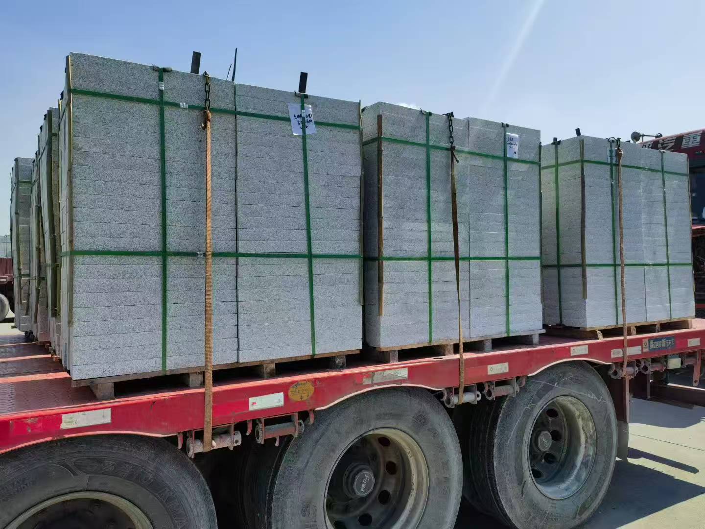 周口芝麻白花岗岩出货日常地铺石