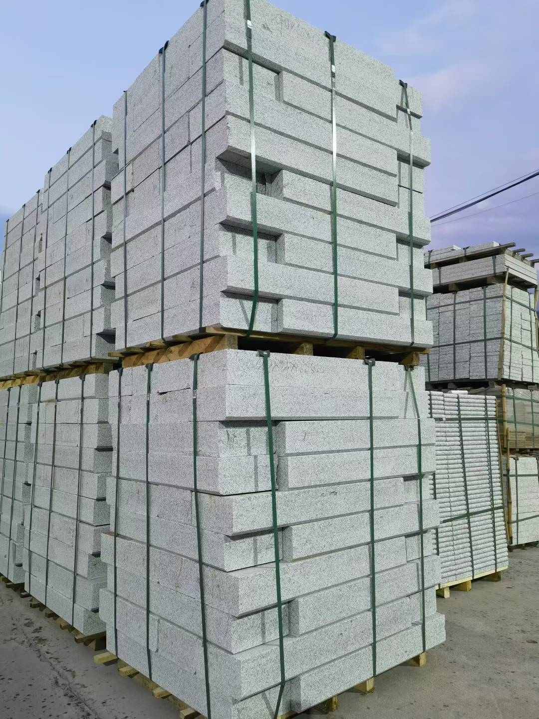 周口 芝麻白花岗岩路沿石，路缘石，路肩石，道牙，立缘石，马路牙子，街沿石，侧石等