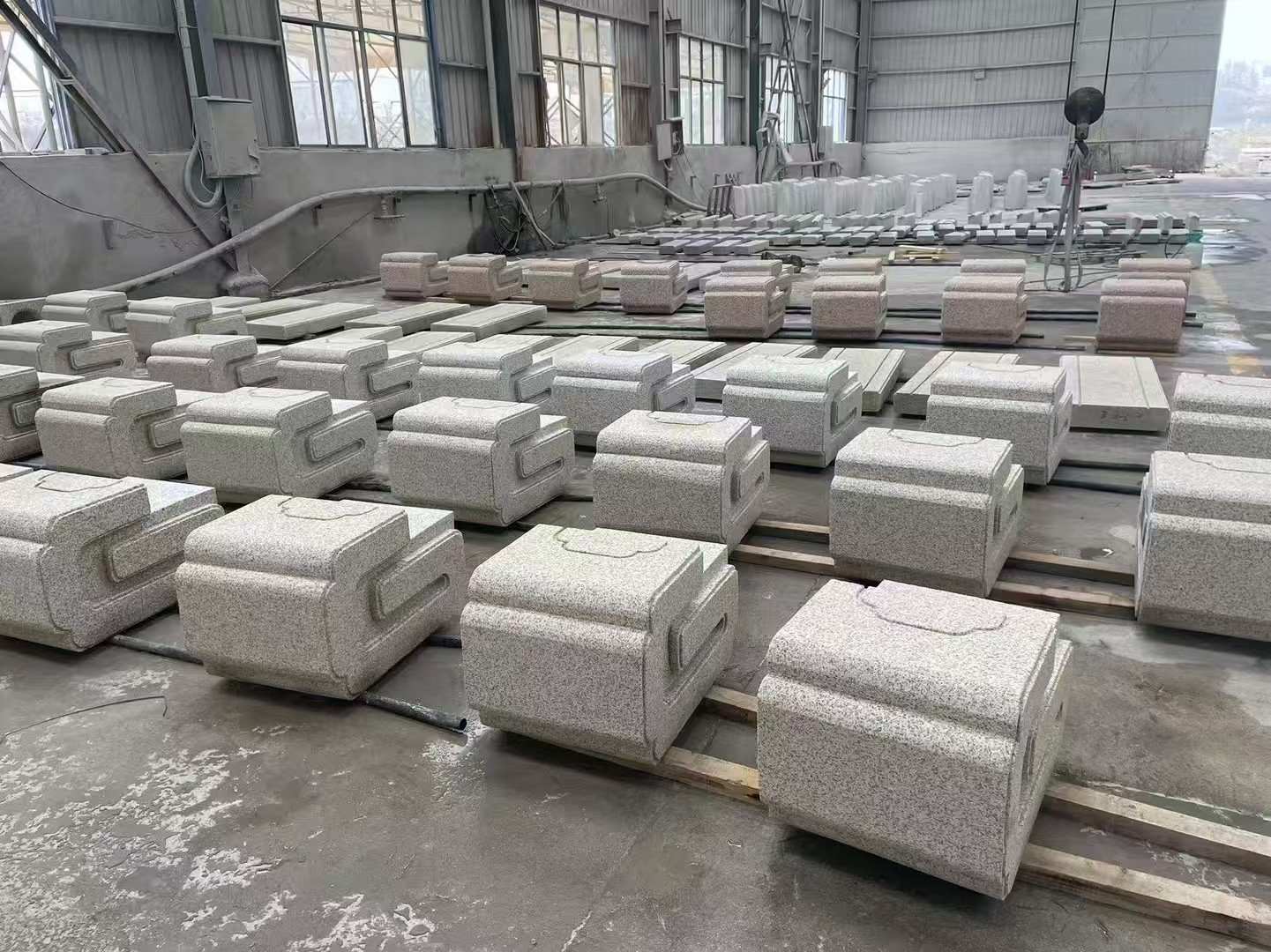 周口 白麻花岗岩异形加工-石凳，坐凳