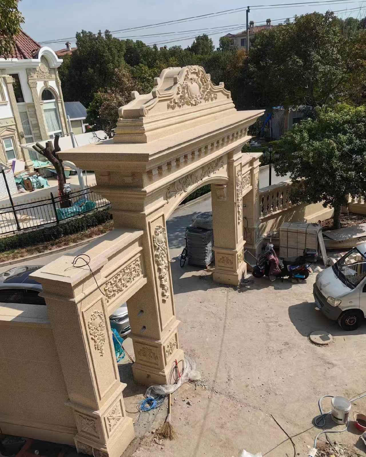 周口 黄金麻荔枝面花岗岩别墅门楼