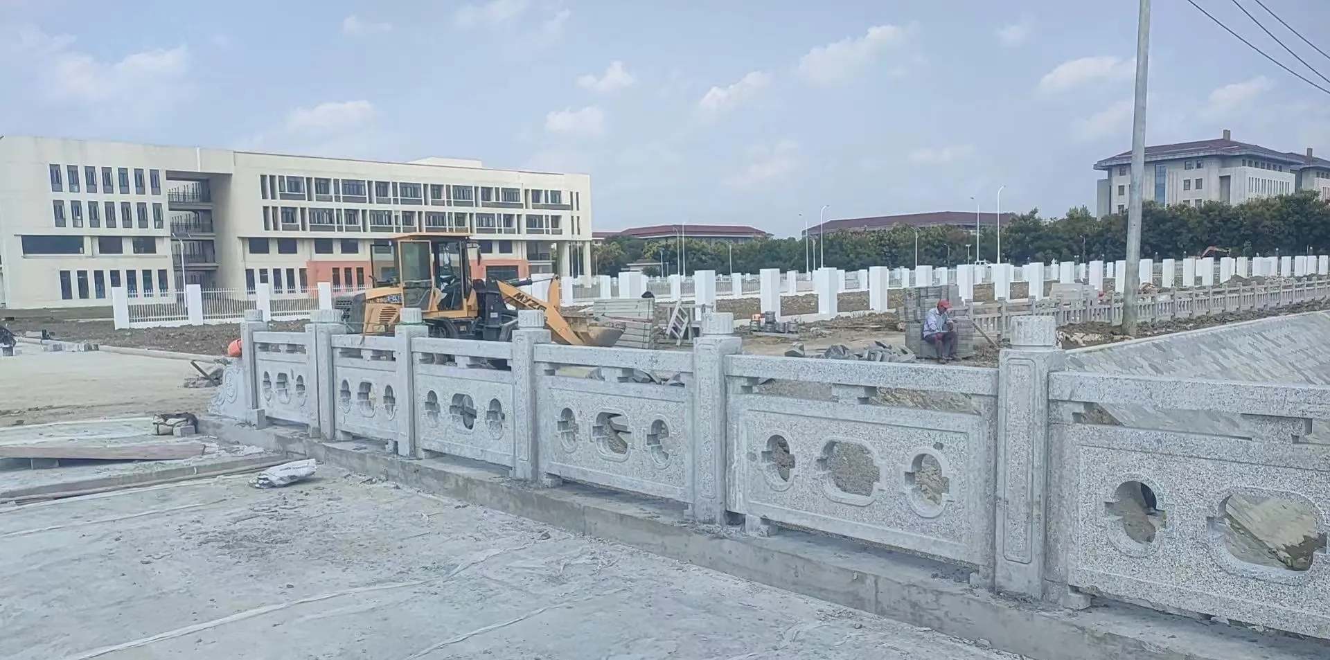 周口 白麻花岗岩荔枝面河道栏杆